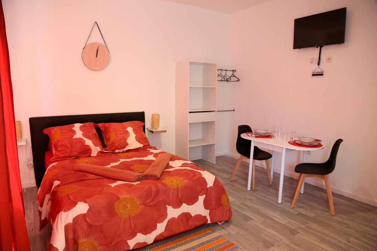 Saturne Apartment Saint-Quentin  Exterior foto